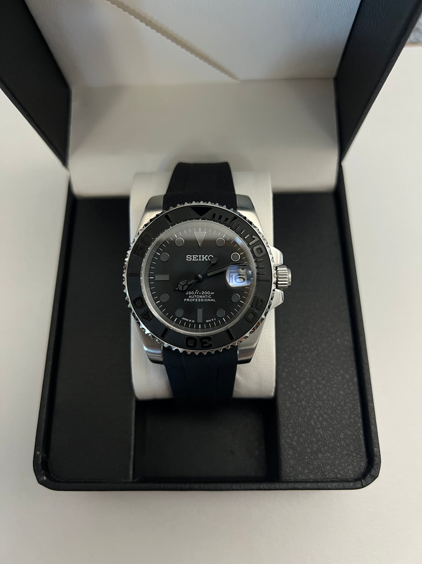 Yacht Master Custom Seiko Mod