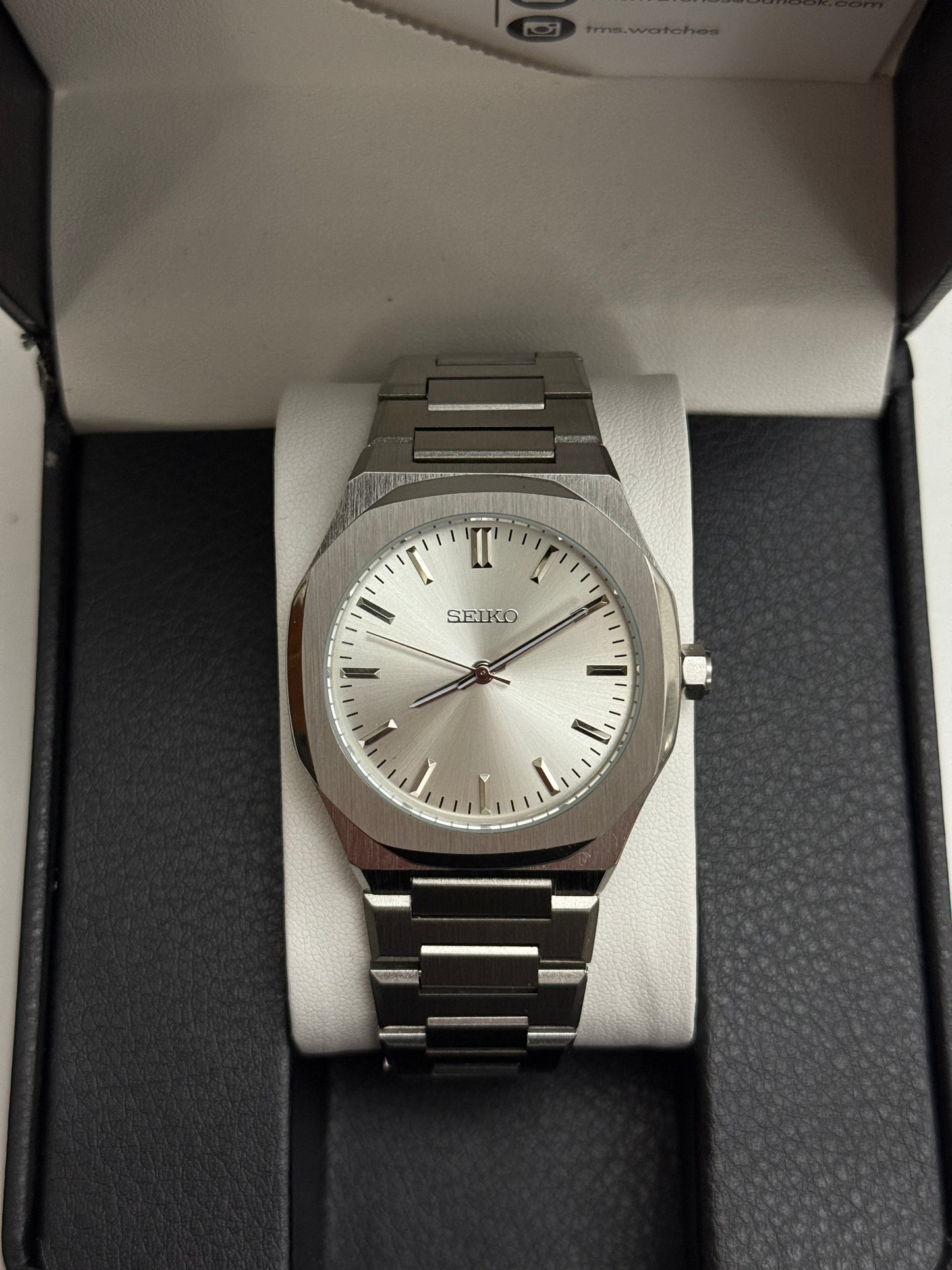 White Seiko Edge Custom Mod (Quartz)