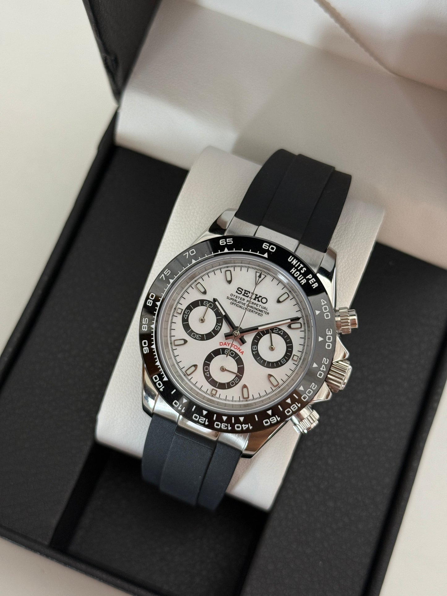 White Seiko Daytona Custom Mod (VK63)