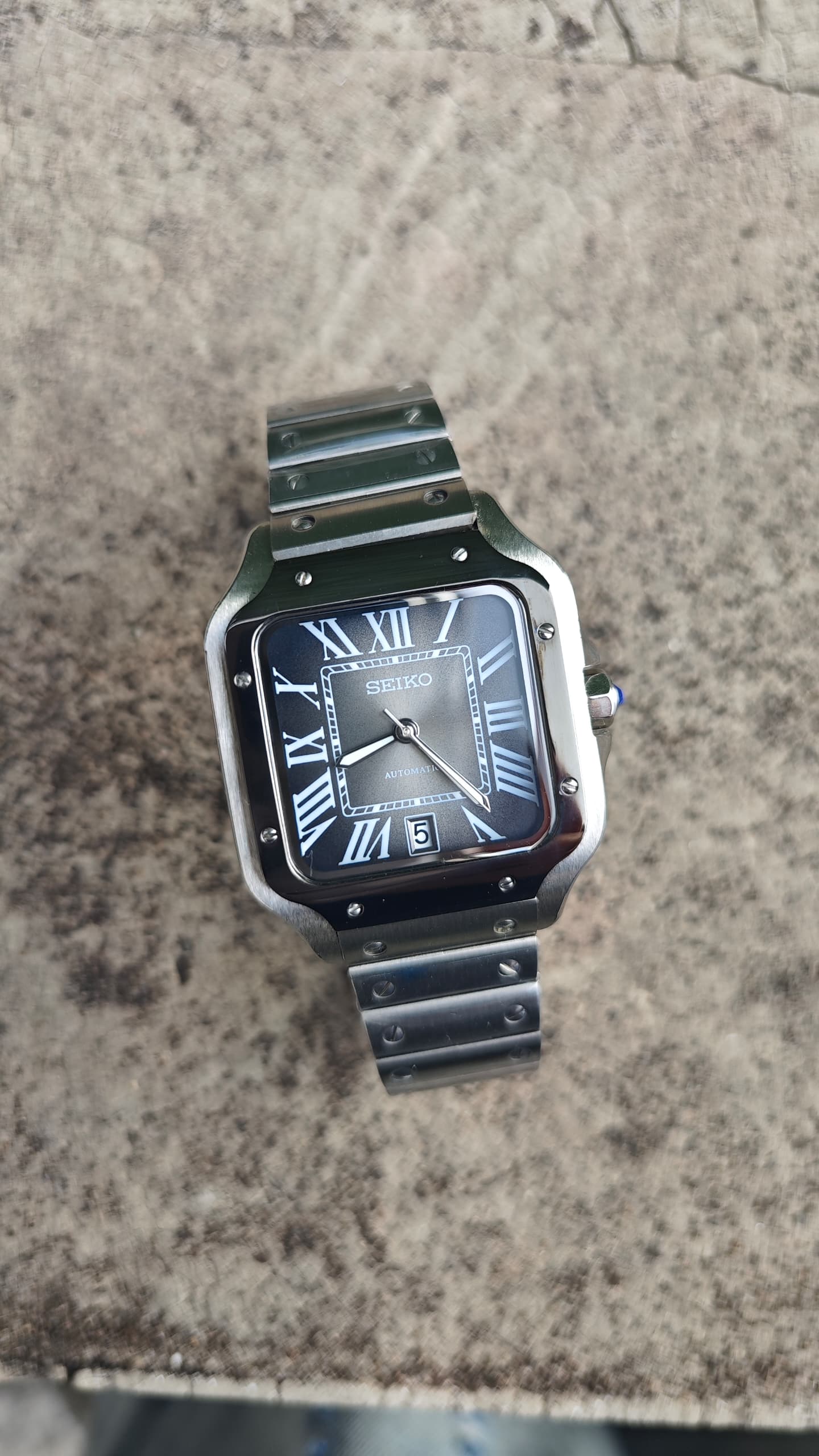 Seiko Graphite Santos Mod