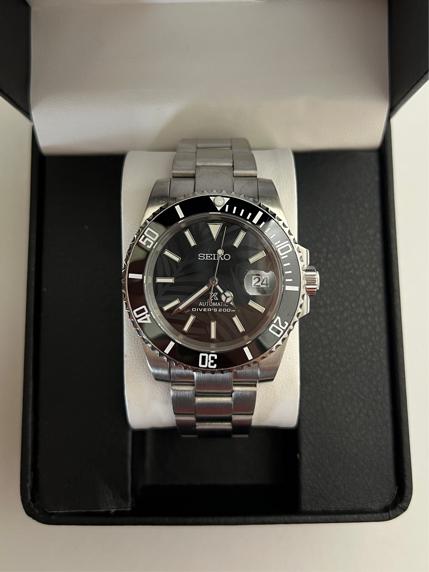 Black Palm Submariner Custom Seiko Mod
