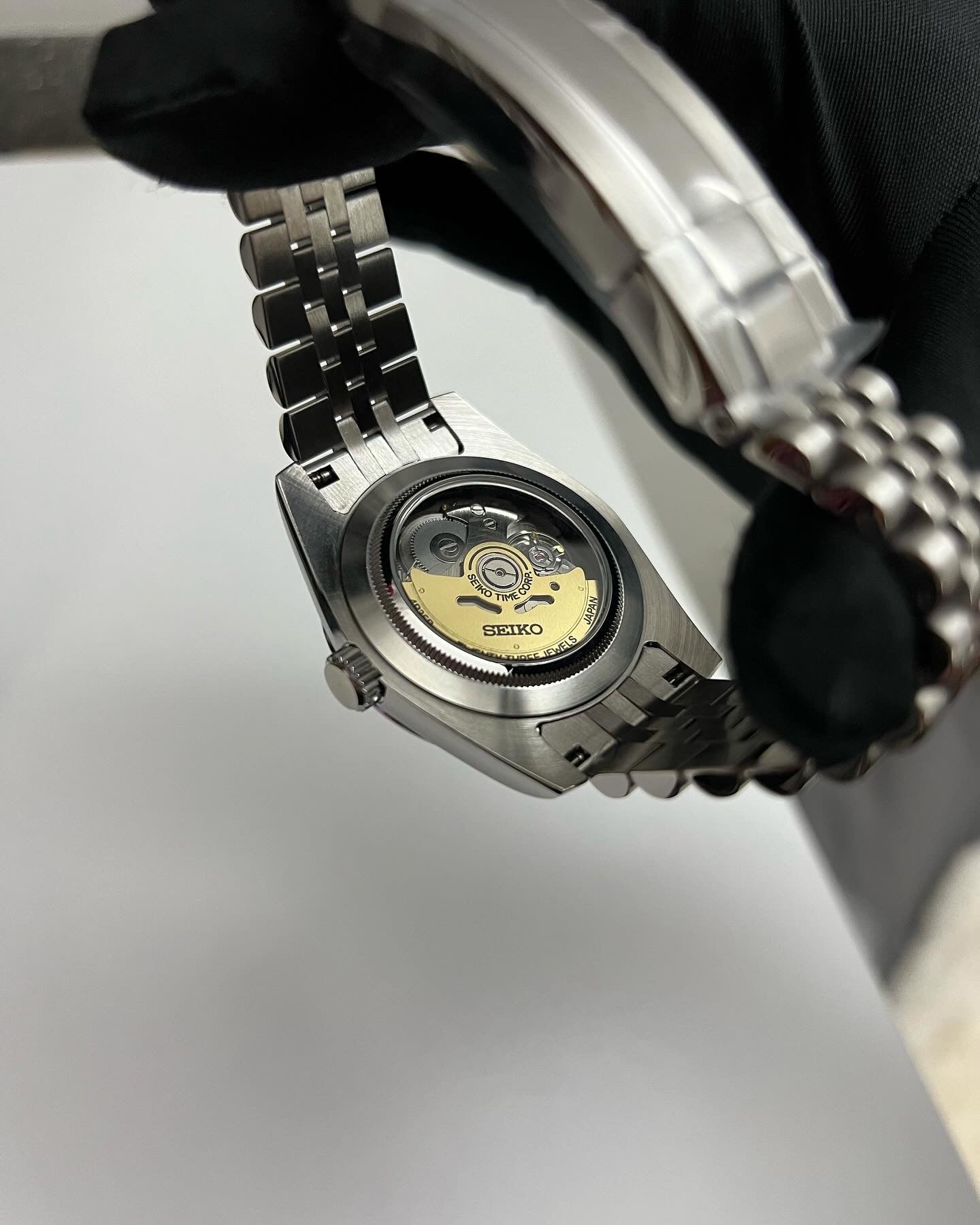 Grey Sunburst Datejust Custom Seiko Mod