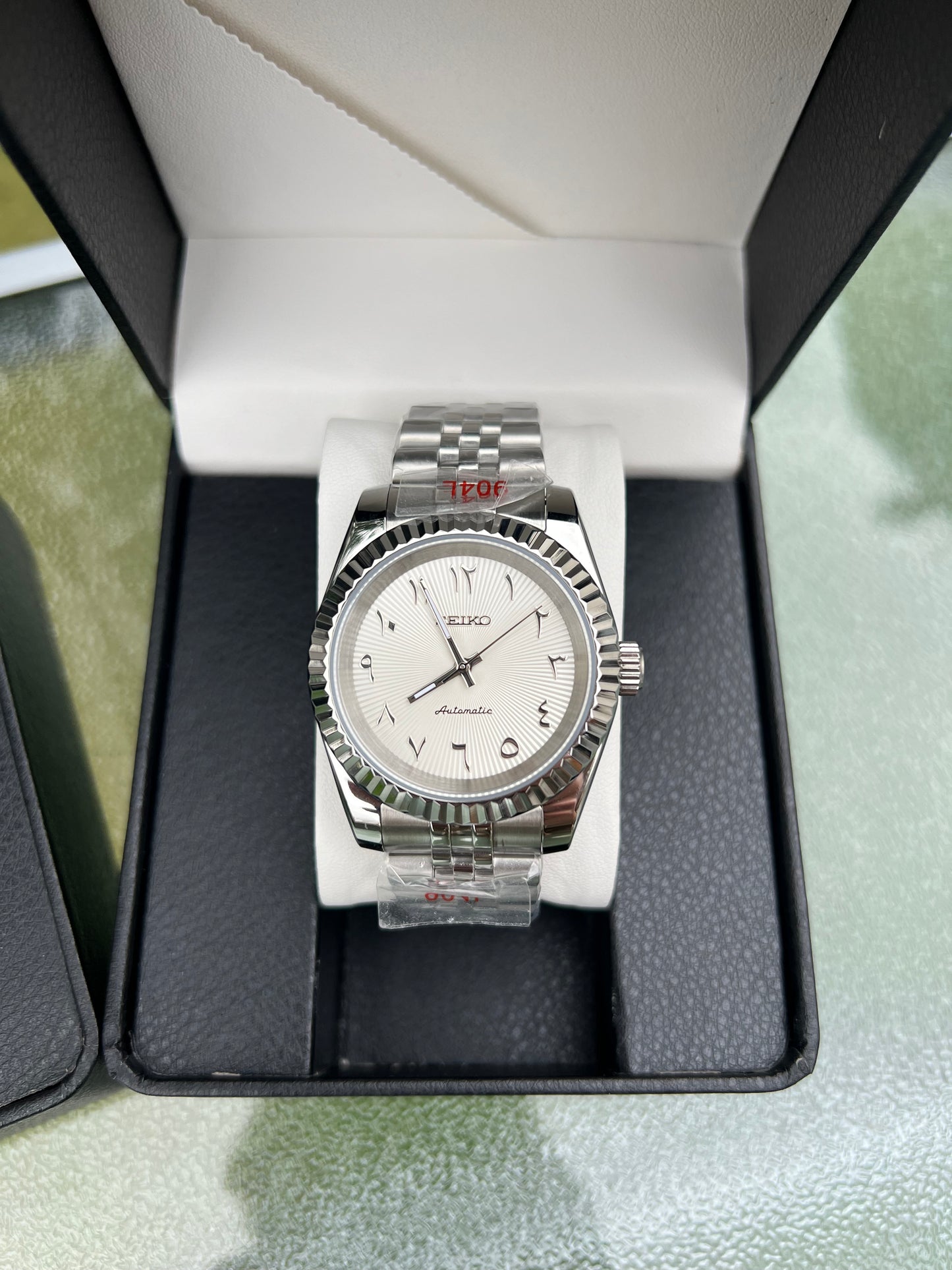 Frost White Arabic Dateless Custom Seiko Mod