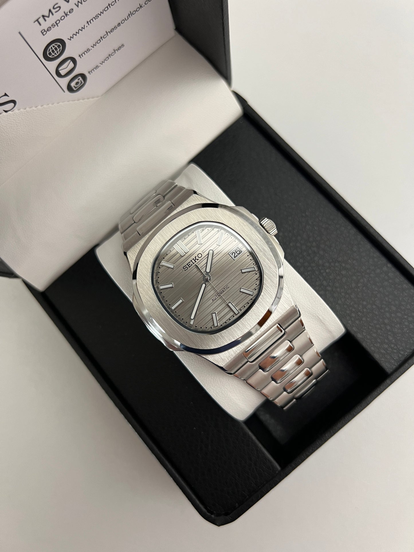 Grey Nautilus Custom Seiko Mod