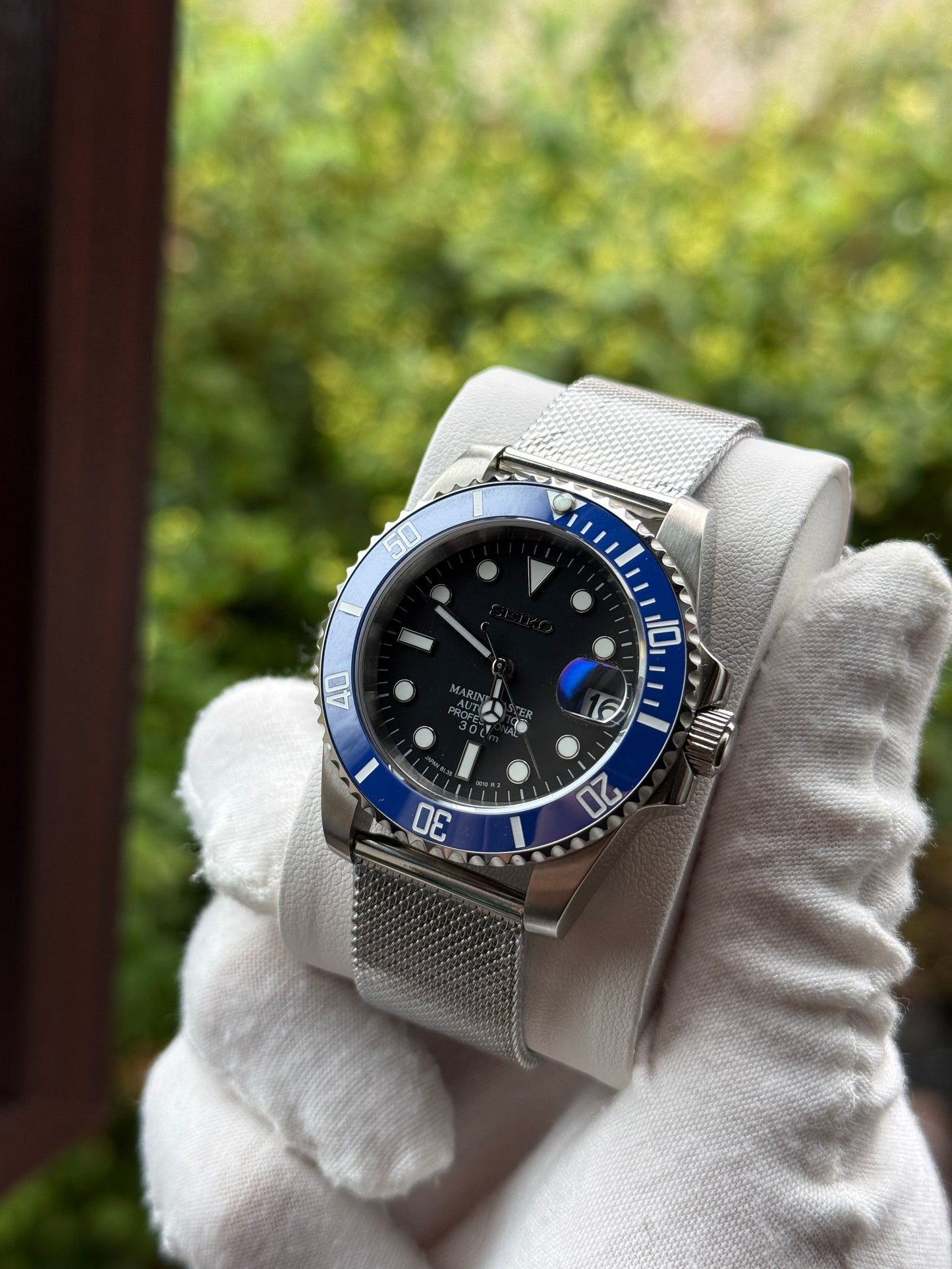 Blue Submariner Diver Watch With Mesh Bracelet Seiko Mod