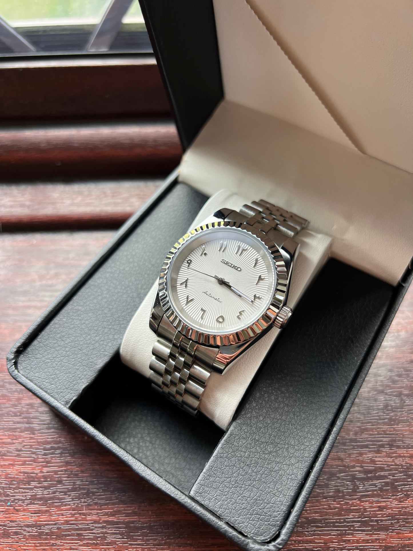 Frost White Arabic Dateless Custom Seiko Mod