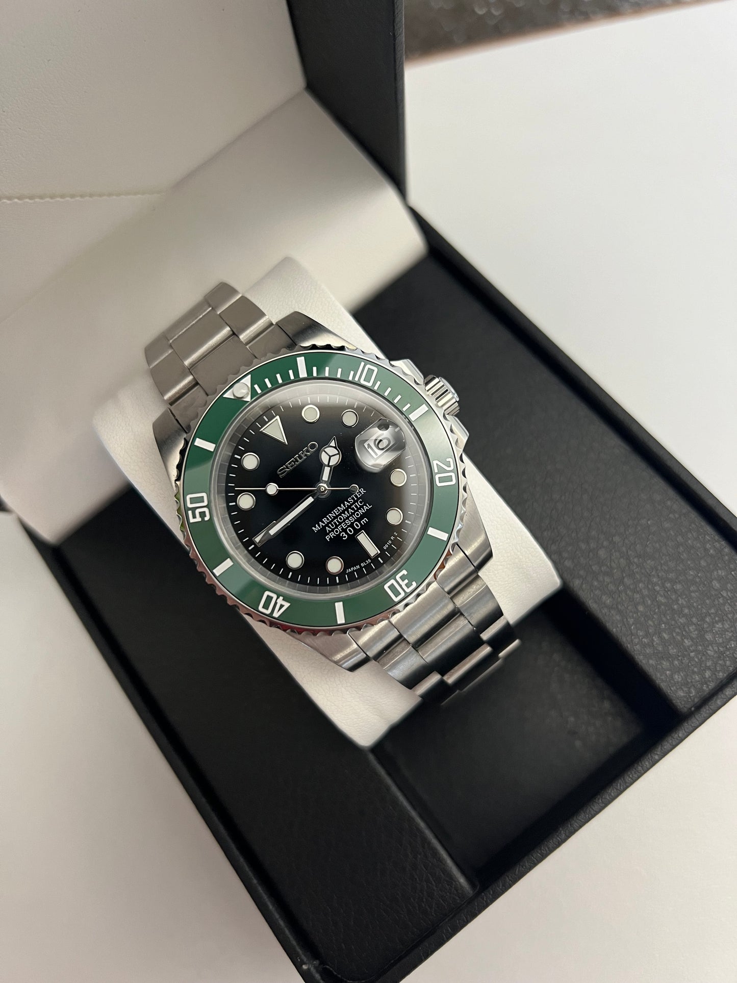 Green Submariner Custom Seiko Mod