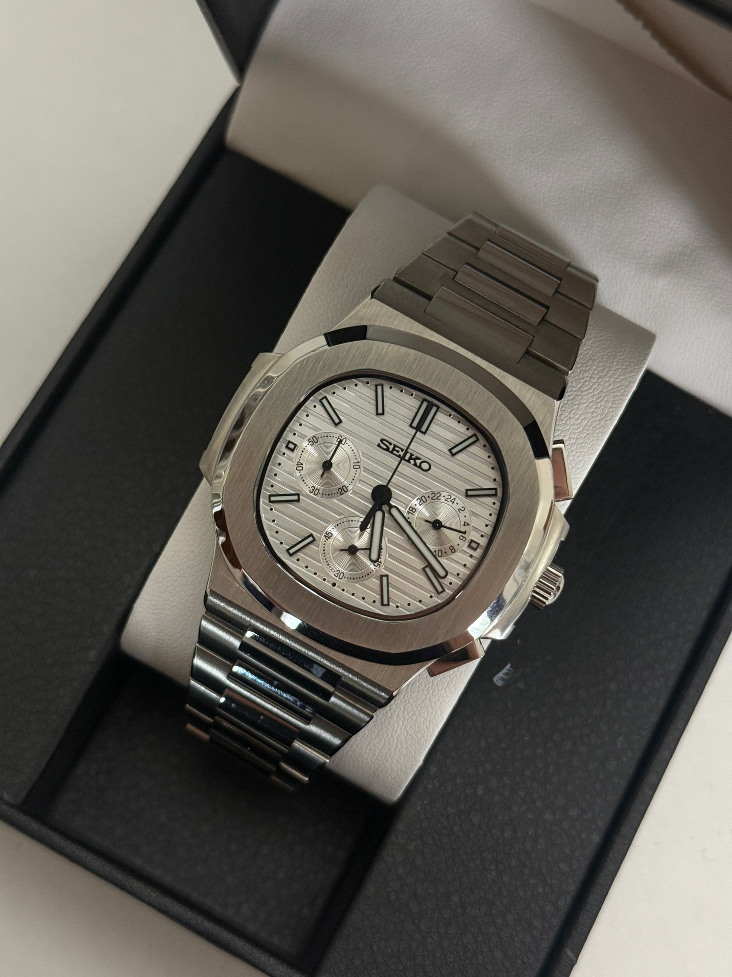 White Nautilus Custom Seiko Mod Quartz