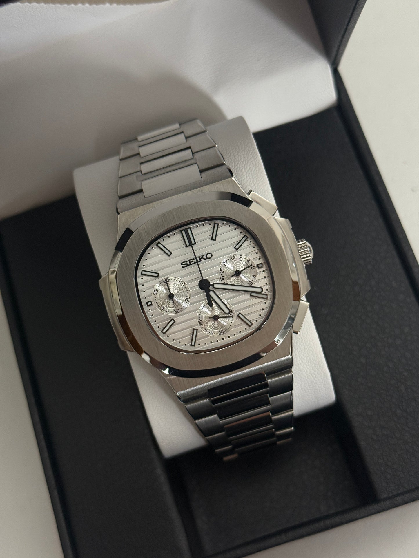 White Nautilus Custom Seiko Mod Quartz